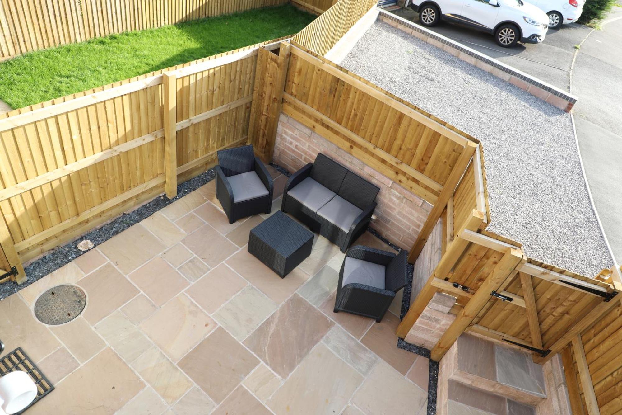 Modern, Two Double Bedroom House With Free Parking Chepstow Extérieur photo
