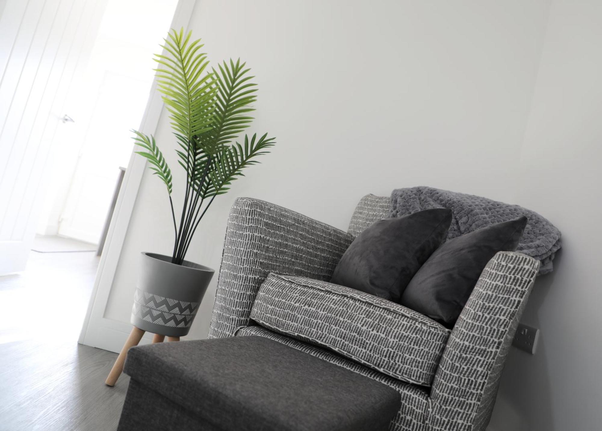 Modern, Two Double Bedroom House With Free Parking Chepstow Extérieur photo