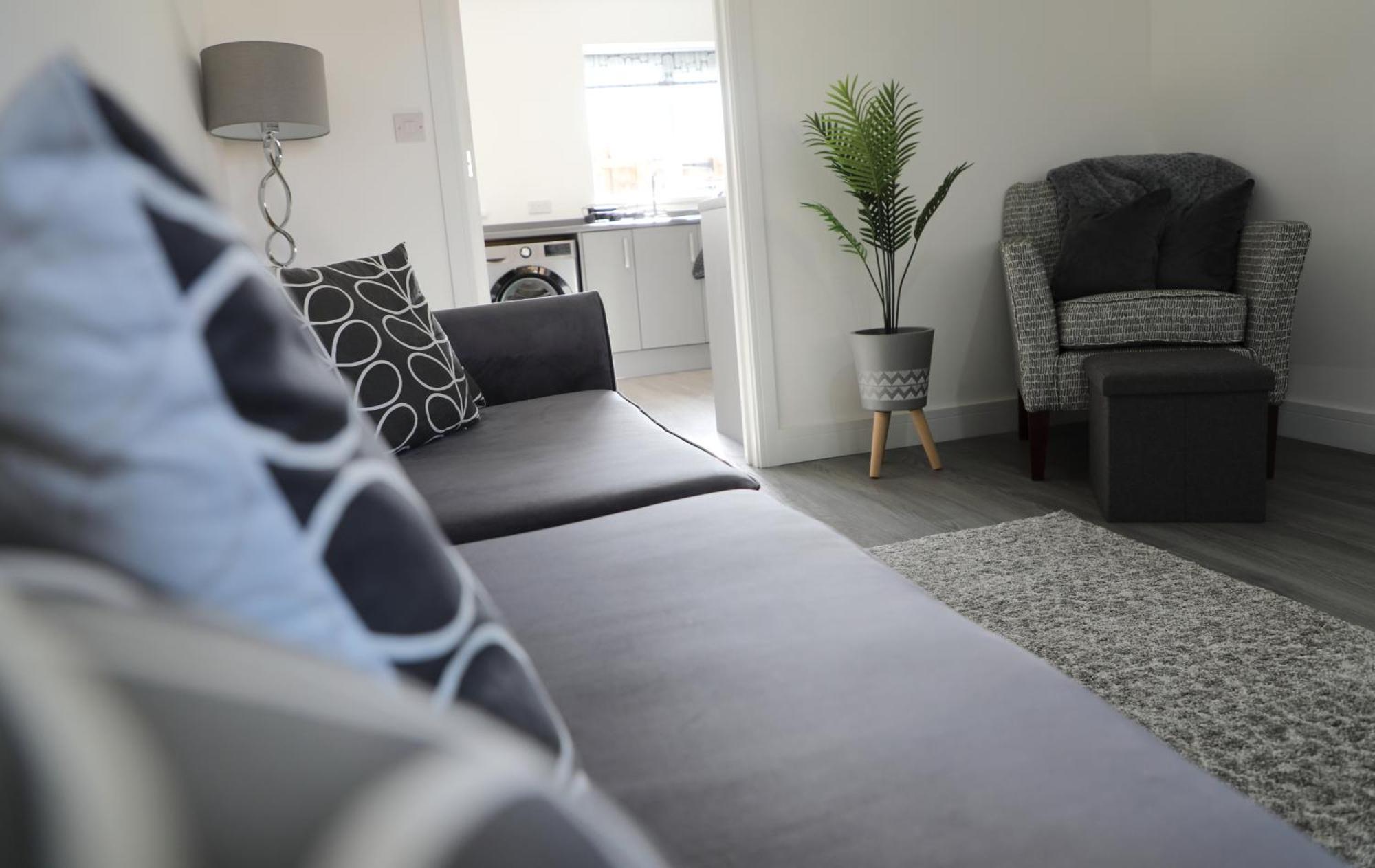 Modern, Two Double Bedroom House With Free Parking Chepstow Extérieur photo